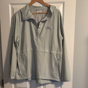 Women's Light Gray Pullover Hoodie